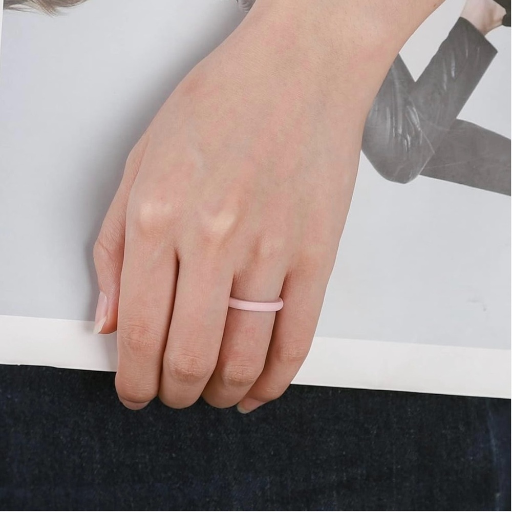 Stackable silicone rings - Picture 3 of 5